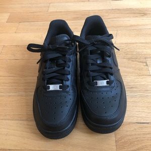 Nike Air Force 1 Low - Size 6 Womens